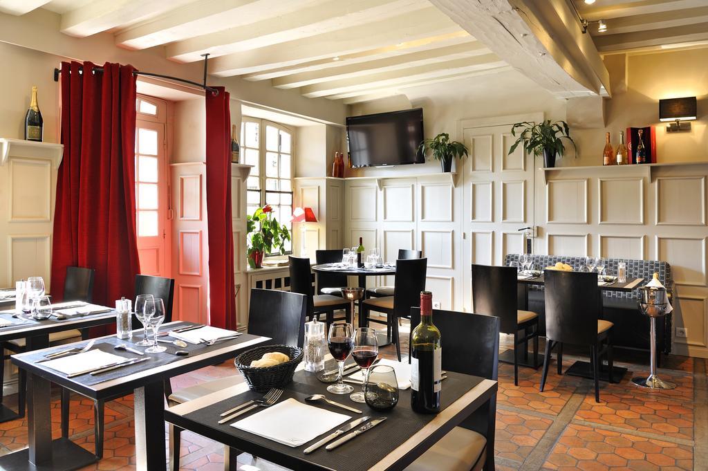 Hotel Le Saint-Jacques Cloyes-sur-le-Loir Exteriér fotografie