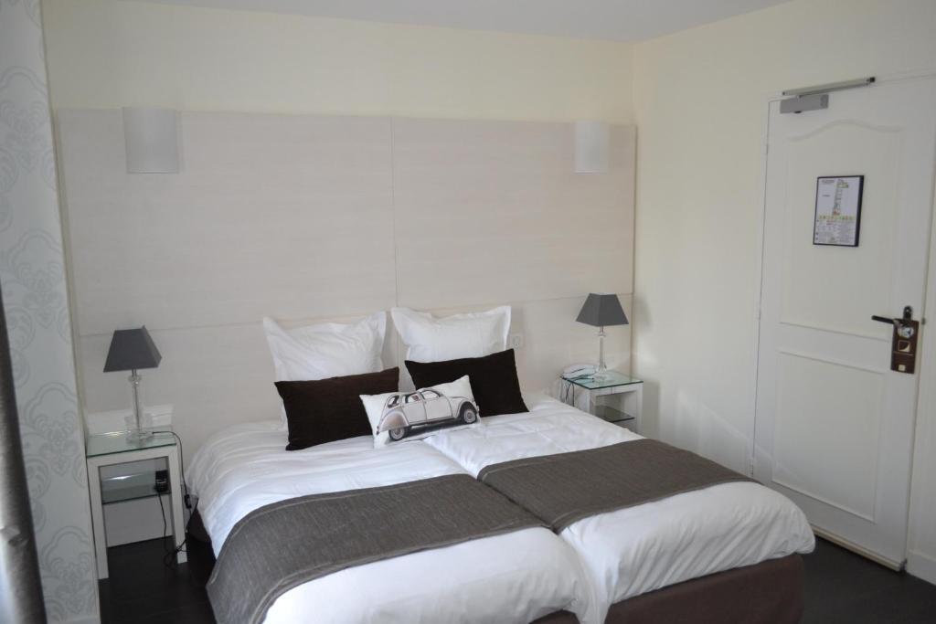 Hotel Le Saint-Jacques Cloyes-sur-le-Loir Exteriér fotografie